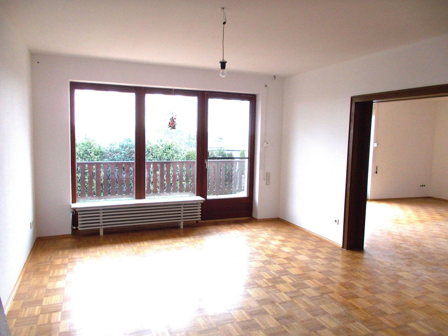 Pronájem bytu 4+1 124 m², Weinbergring 30, Langenselbold, Hessen Pronájem bytu 4+1 124 m², Weinbergring 30, Langenselbold, Hessen