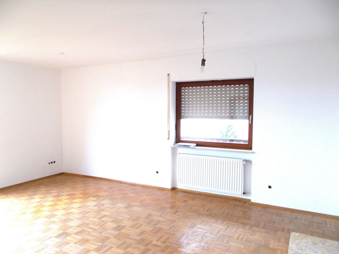 Pronájem bytu 4+1 124 m², Weinbergring 30, Langenselbold, Hessen Pronájem bytu 4+1 124 m², Weinbergring 30, Langenselbold, Hessen