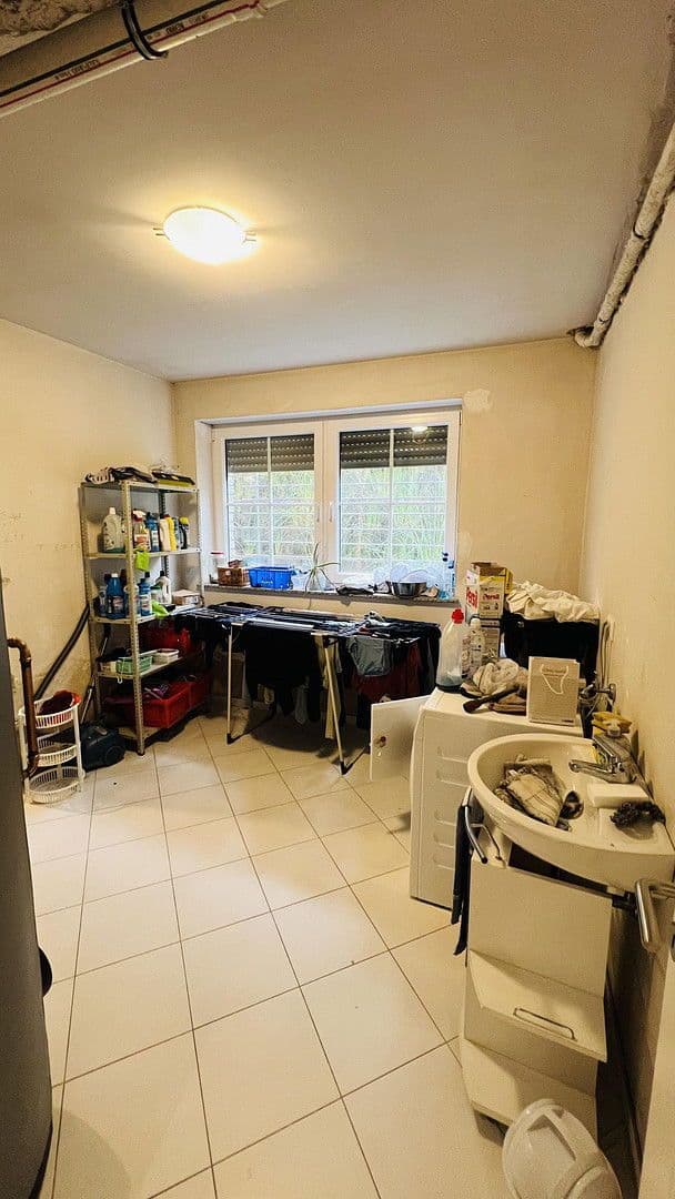 Pronájem bytu 7+1 266 m², Indianapolisstr.62, Köln, Severní Porýní-Vestfálsko Pronájem bytu 7+1 266 m², Indianapolisstr.62, Köln, Severní Porýní-Vestfálsko