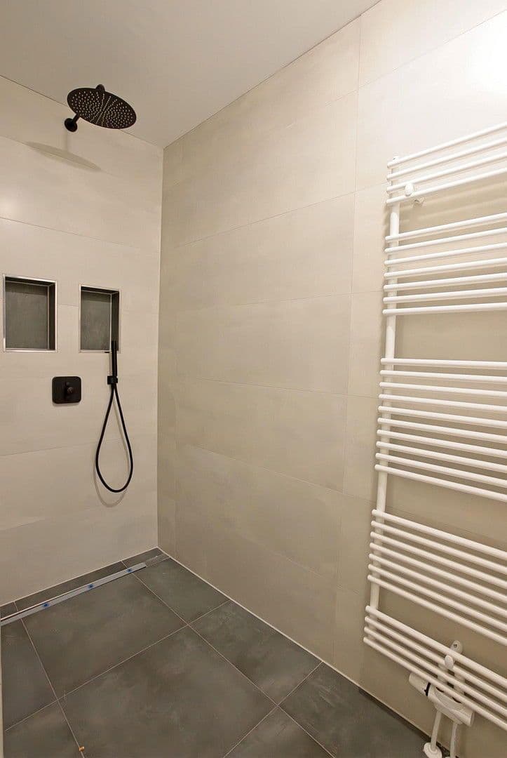 Pronájem bytu 4+1 130 m², Göhrdestraße 1a, Himbergen, Dolní Sasko Pronájem bytu 4+1 130 m², Göhrdestraße 1a, Himbergen, Dolní Sasko