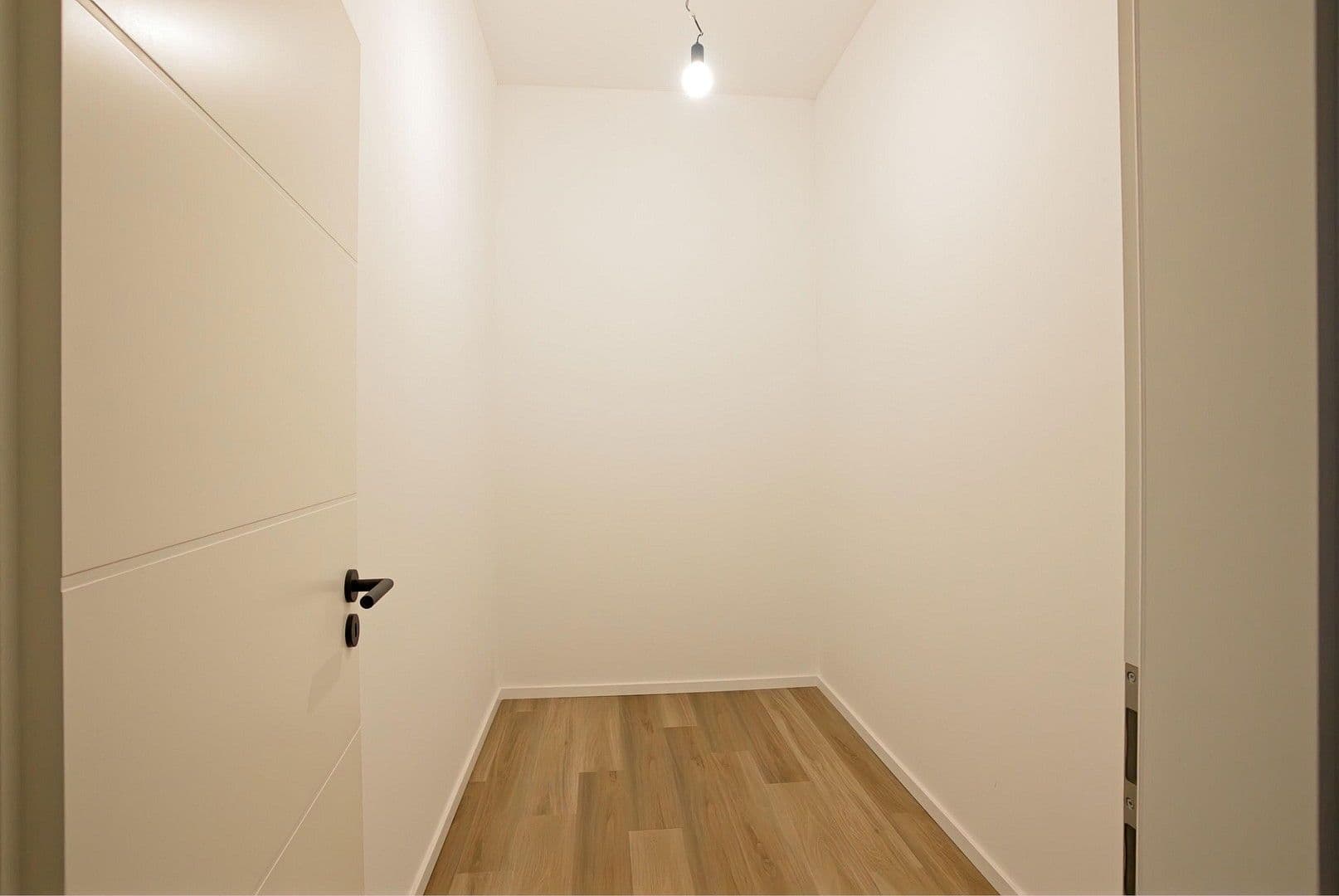 Pronájem bytu 4+1 130 m², Göhrdestraße 1a, Himbergen, Dolní Sasko Pronájem bytu 4+1 130 m², Göhrdestraße 1a, Himbergen, Dolní Sasko