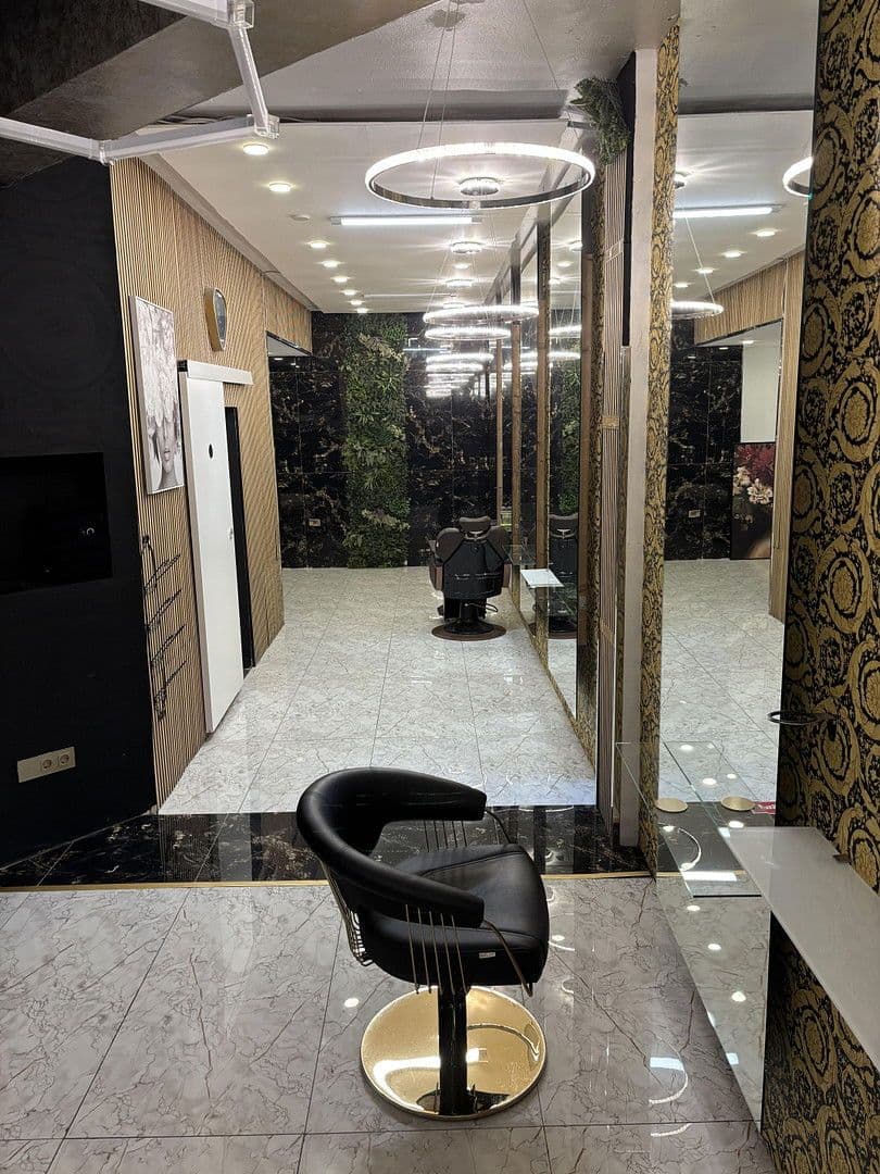 Pronájem nebytového prostoru 115 m², Marienstr. 2, Aldenhoven, Severní Porýní-Vestfálsko Pronájem nebytového prostoru 115 m², Marienstr. 2, Aldenhoven, Severní Porýní-Vestfálsko