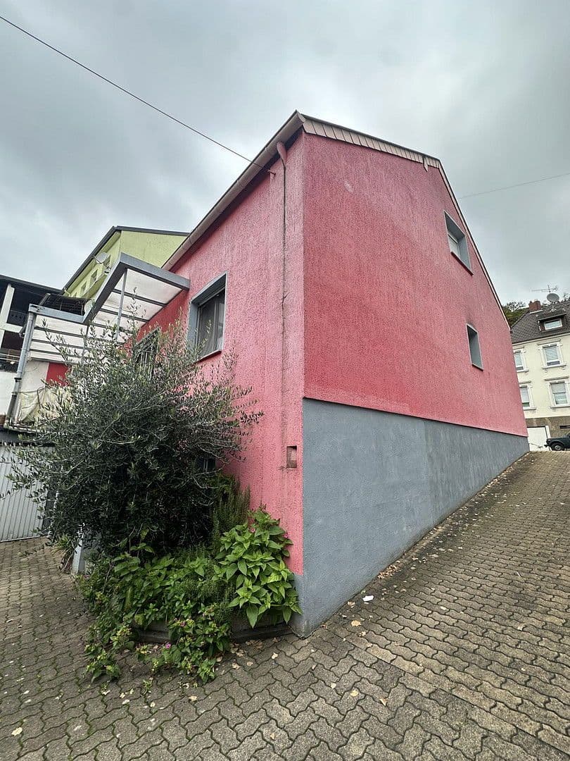 Prodej domu 161 m², pozemek 350 m², Str. des 13. Januar 268, Völklingen, Země Sársko Prodej domu 161 m², pozemek 350 m², Str. des 13. Januar 268, Völklingen, Země Sársko