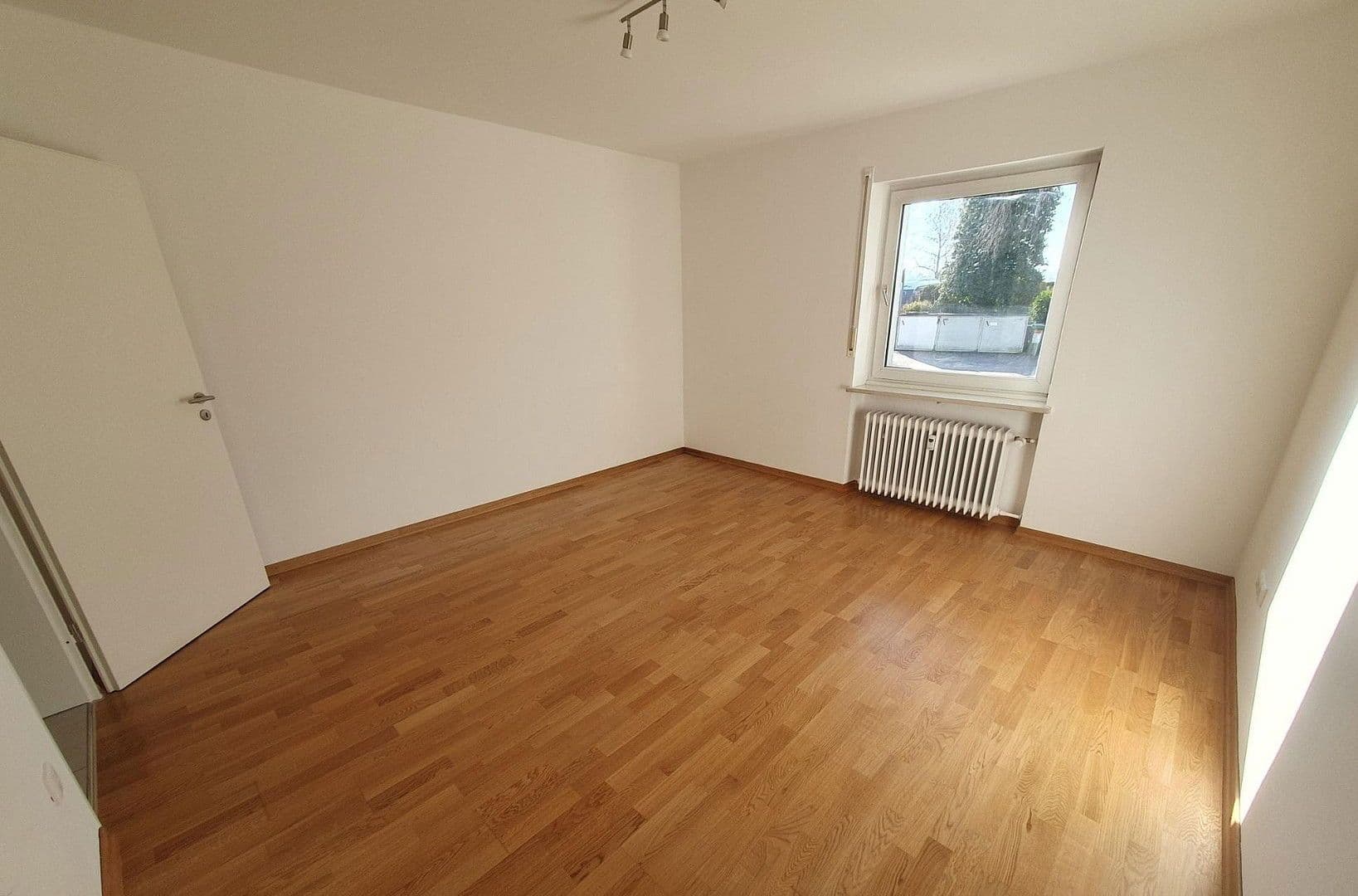 Pronájem bytu 3+1 73 m², Friedenstraße 27, Vaterstetten, Bavorsko Pronájem bytu 3+1 73 m², Friedenstraße 27, Vaterstetten, Bavorsko