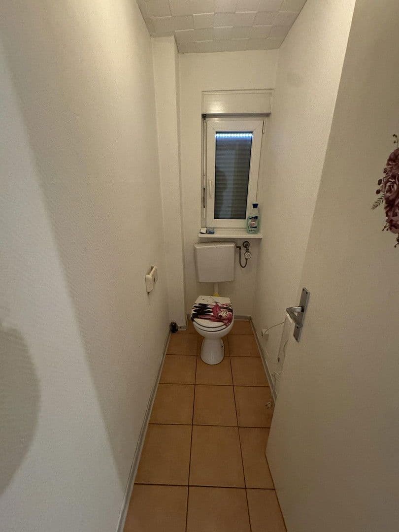 Pronájem bytu 3+1 72 m², Häuser Weg 3, Böblingen, Bádensko-Württembersko Pronájem bytu 3+1 72 m², Häuser Weg 3, Böblingen, Bádensko-Württembersko