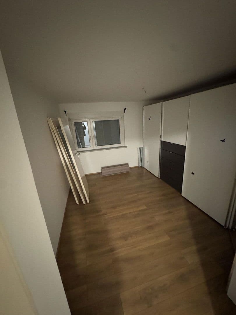 Pronájem bytu 3+1 72 m², Häuser Weg 3, Böblingen, Bádensko-Württembersko Pronájem bytu 3+1 72 m², Häuser Weg 3, Böblingen, Bádensko-Württembersko
