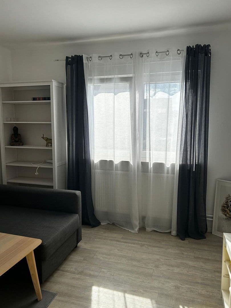 Pronájem bytu 2+1 55 m², Fasanenstraße 18, Mannheim, Bádensko-Württembersko Pronájem bytu 2+1 55 m², Fasanenstraße 18, Mannheim, Bádensko-Württembersko