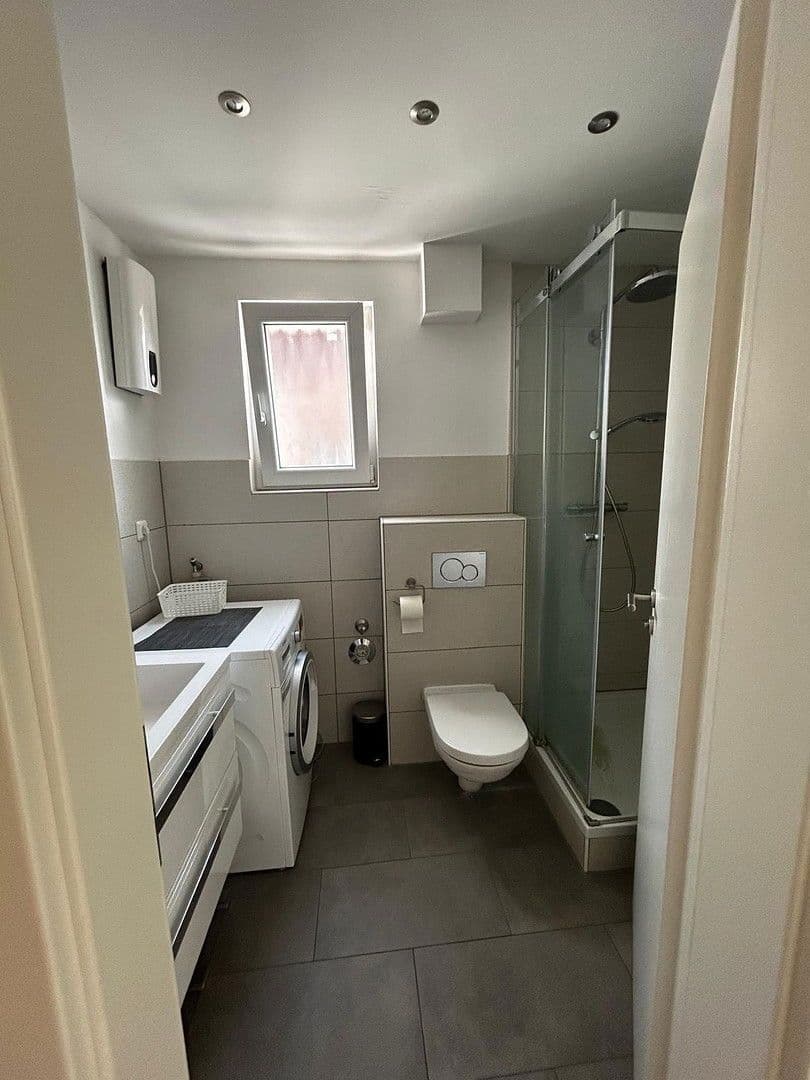 Pronájem bytu 2+1 55 m², Fasanenstraße 18, Mannheim, Bádensko-Württembersko Pronájem bytu 2+1 55 m², Fasanenstraße 18, Mannheim, Bádensko-Württembersko