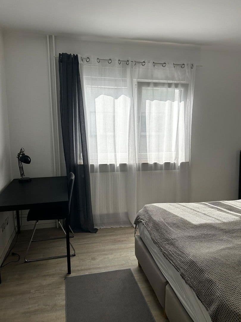 Pronájem bytu 2+1 55 m², Fasanenstraße 18, Mannheim, Bádensko-Württembersko Pronájem bytu 2+1 55 m², Fasanenstraße 18, Mannheim, Bádensko-Württembersko