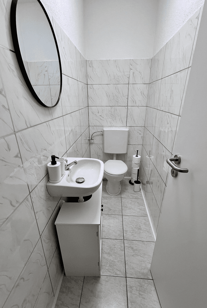 Pronájem bytu 4+1 100 m², Am Europakanal 36, Erlangen, Bavorsko Pronájem bytu 4+1 100 m², Am Europakanal 36, Erlangen, Bavorsko