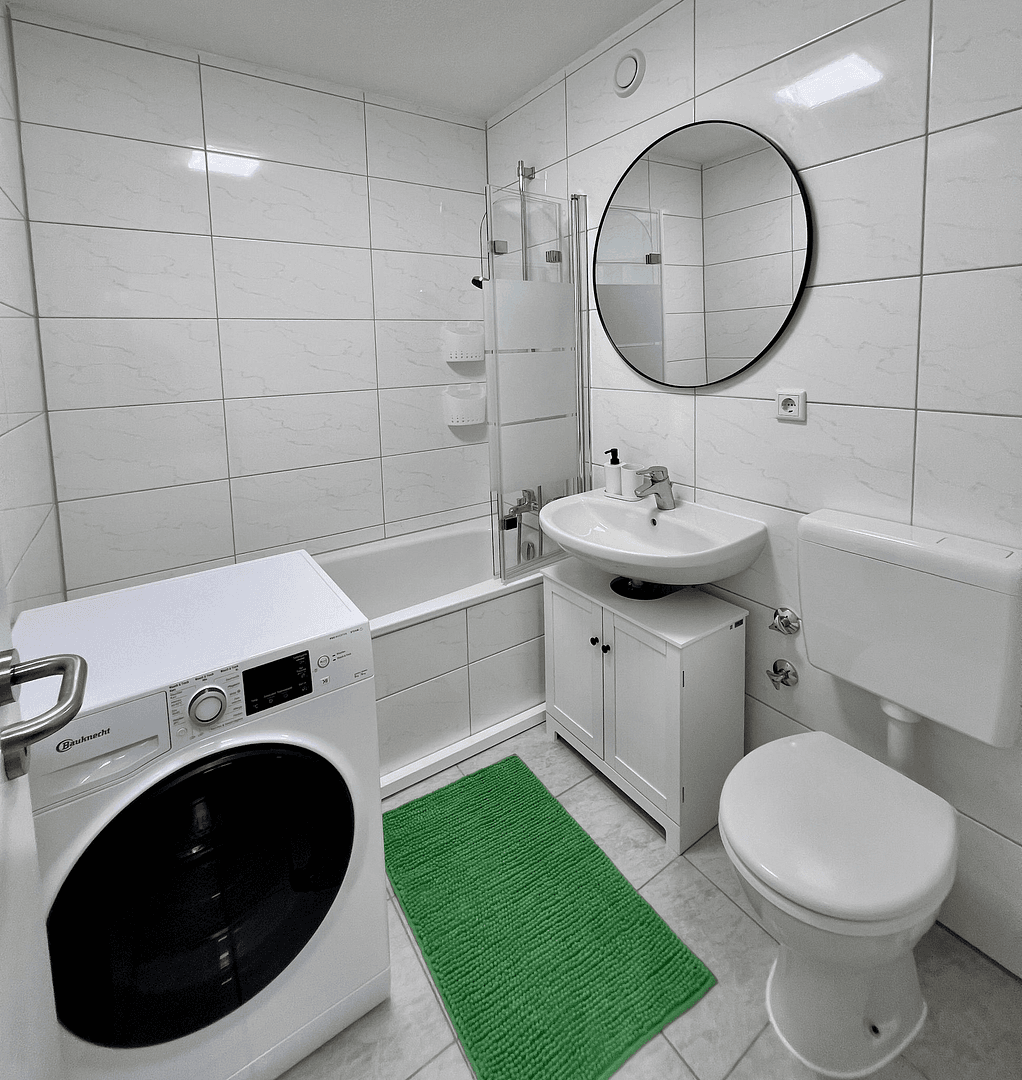 Pronájem bytu 4+1 100 m², Am Europakanal 36, Erlangen, Bavorsko Pronájem bytu 4+1 100 m², Am Europakanal 36, Erlangen, Bavorsko