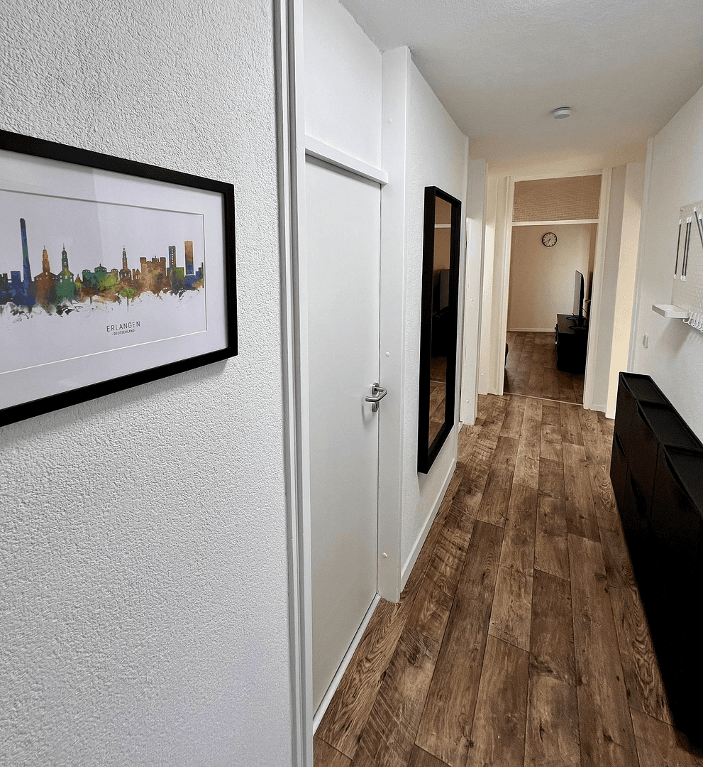 Pronájem bytu 4+1 100 m², Am Europakanal 36, Erlangen, Bavorsko Pronájem bytu 4+1 100 m², Am Europakanal 36, Erlangen, Bavorsko