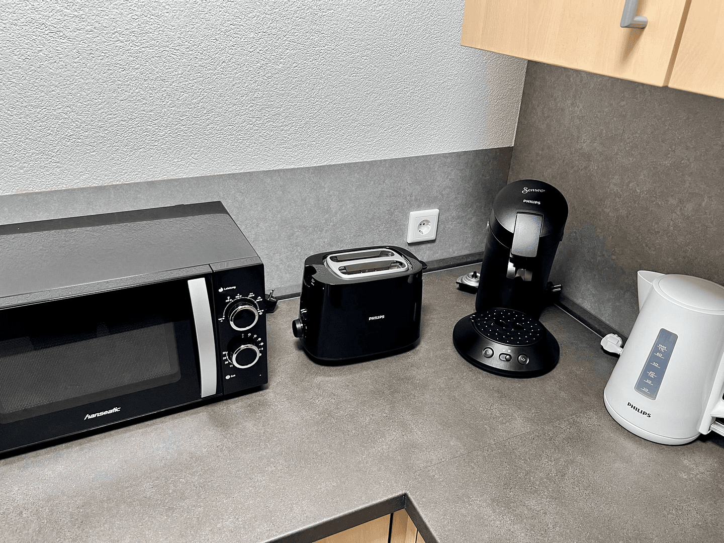 Pronájem bytu 4+1 100 m², Am Europakanal 36, Erlangen, Bavorsko Pronájem bytu 4+1 100 m², Am Europakanal 36, Erlangen, Bavorsko