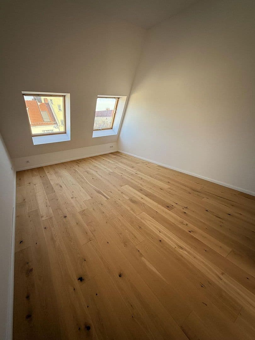 Pronájem bytu 3+1 99 m², Blissestraße, Berlin, Berlín Pronájem bytu 3+1 99 m², Blissestraße, Berlin, Berlín