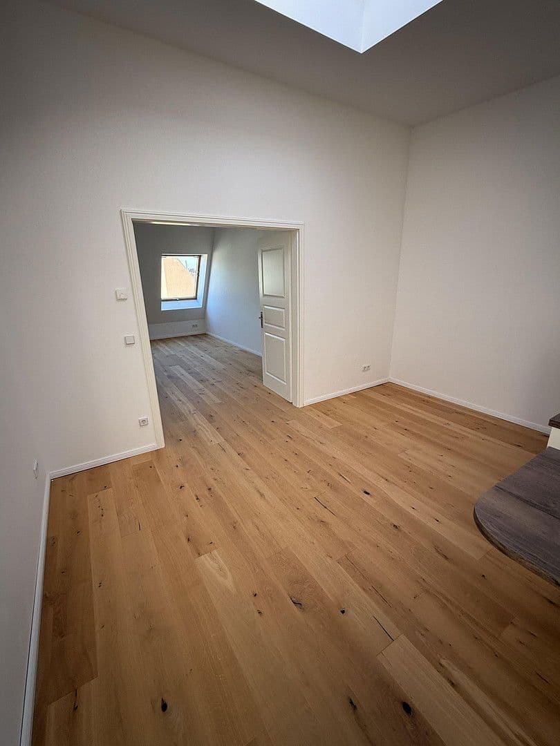 Pronájem bytu 3+1 99 m², Blissestraße, Berlin, Berlín Pronájem bytu 3+1 99 m², Blissestraße, Berlin, Berlín