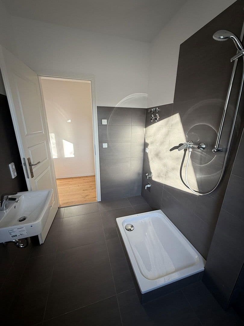 Pronájem bytu 3+1 99 m², Blissestraße, Berlin, Berlín Pronájem bytu 3+1 99 m², Blissestraße, Berlin, Berlín