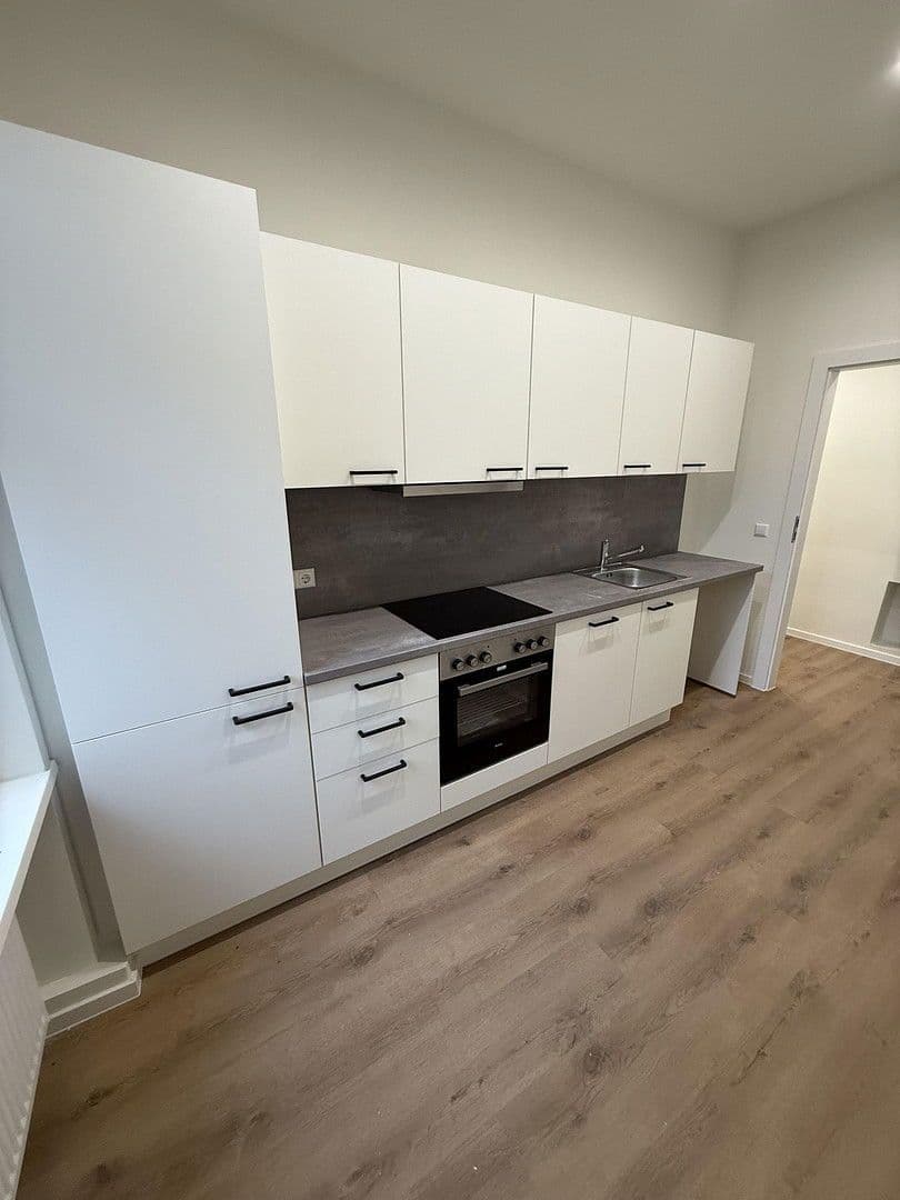 Pronájem bytu 2+1 85 m², Provinzstraße, Berlin, Berlín Pronájem bytu 2+1 85 m², Provinzstraße, Berlin, Berlín