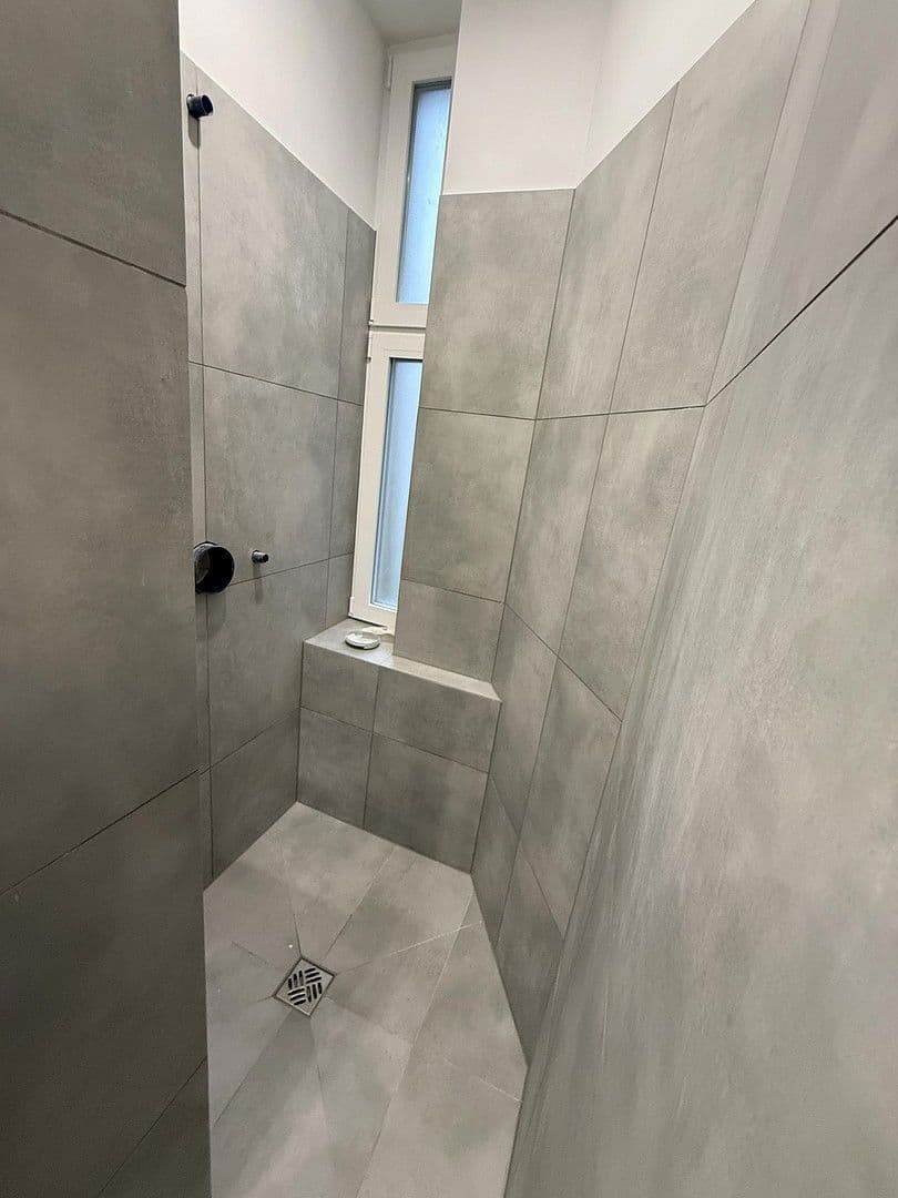 Pronájem bytu 2+1 85 m², Provinzstraße, Berlin, Berlín Pronájem bytu 2+1 85 m², Provinzstraße, Berlin, Berlín