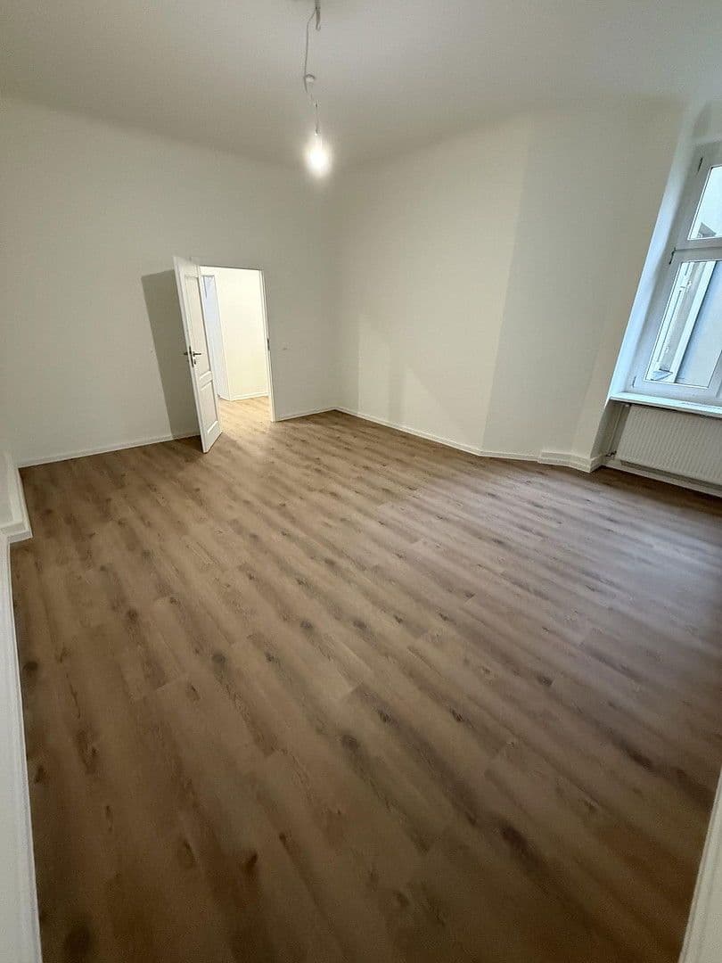 Pronájem bytu 2+1 85 m², Provinzstraße, Berlin, Berlín Pronájem bytu 2+1 85 m², Provinzstraße, Berlin, Berlín