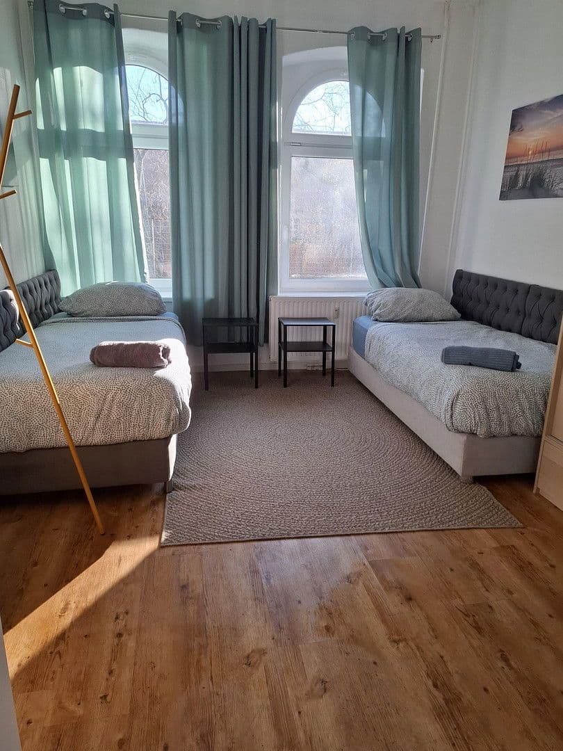 Pronájem bytu 4+1 68 m², Schlosserstraße 15, Halle (Saale), Sasko-Anhaltsko Pronájem bytu 4+1 68 m², Schlosserstraße 15, Halle (Saale), Sasko-Anhaltsko