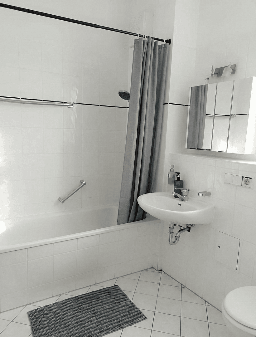 Pronájem bytu 2+1 65 m², Blücherstraße 13, Leipzig, Sasko Pronájem bytu 2+1 65 m², Blücherstraße 13, Leipzig, Sasko