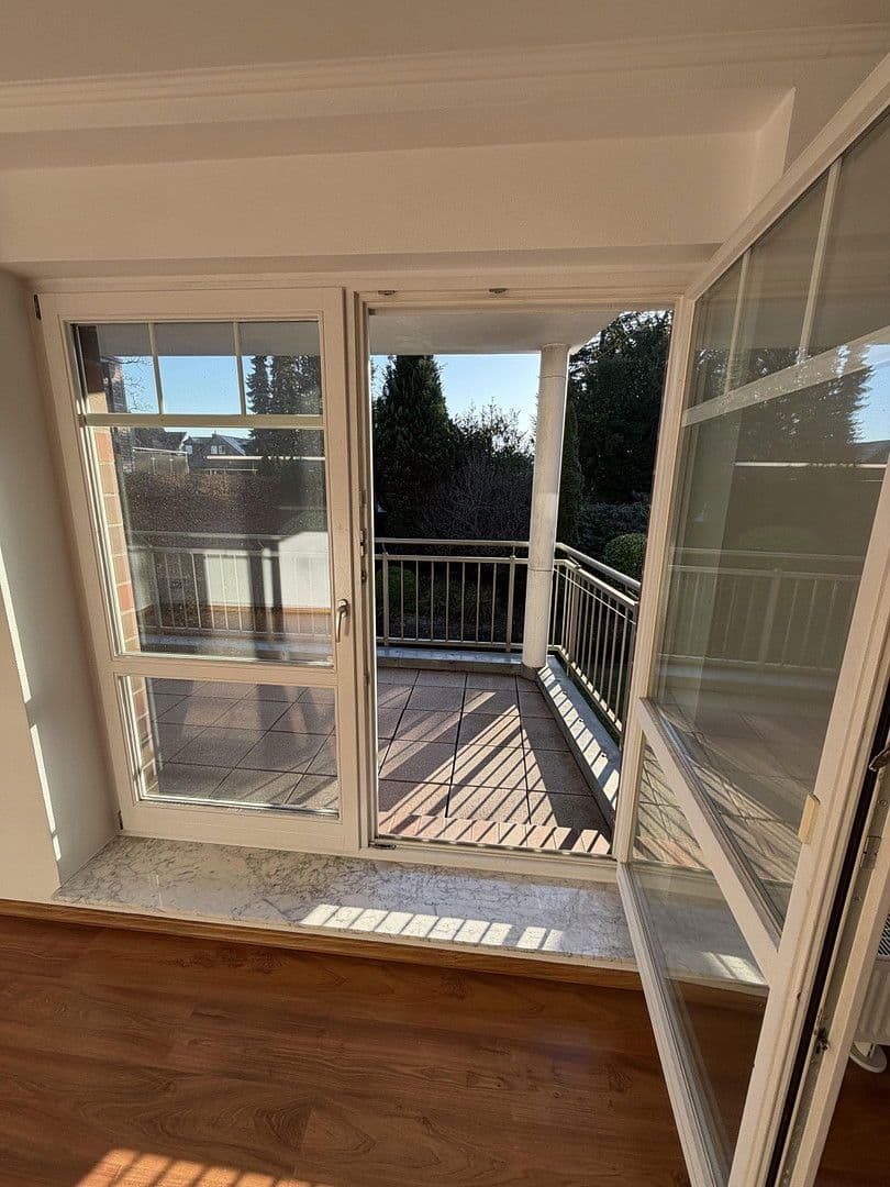 Prodej bytu 3+kk 117 m², Saseler Chaussee 240, Hamburg, Hamburg Prodej bytu 3+kk 117 m², Saseler Chaussee 240, Hamburg, Hamburg