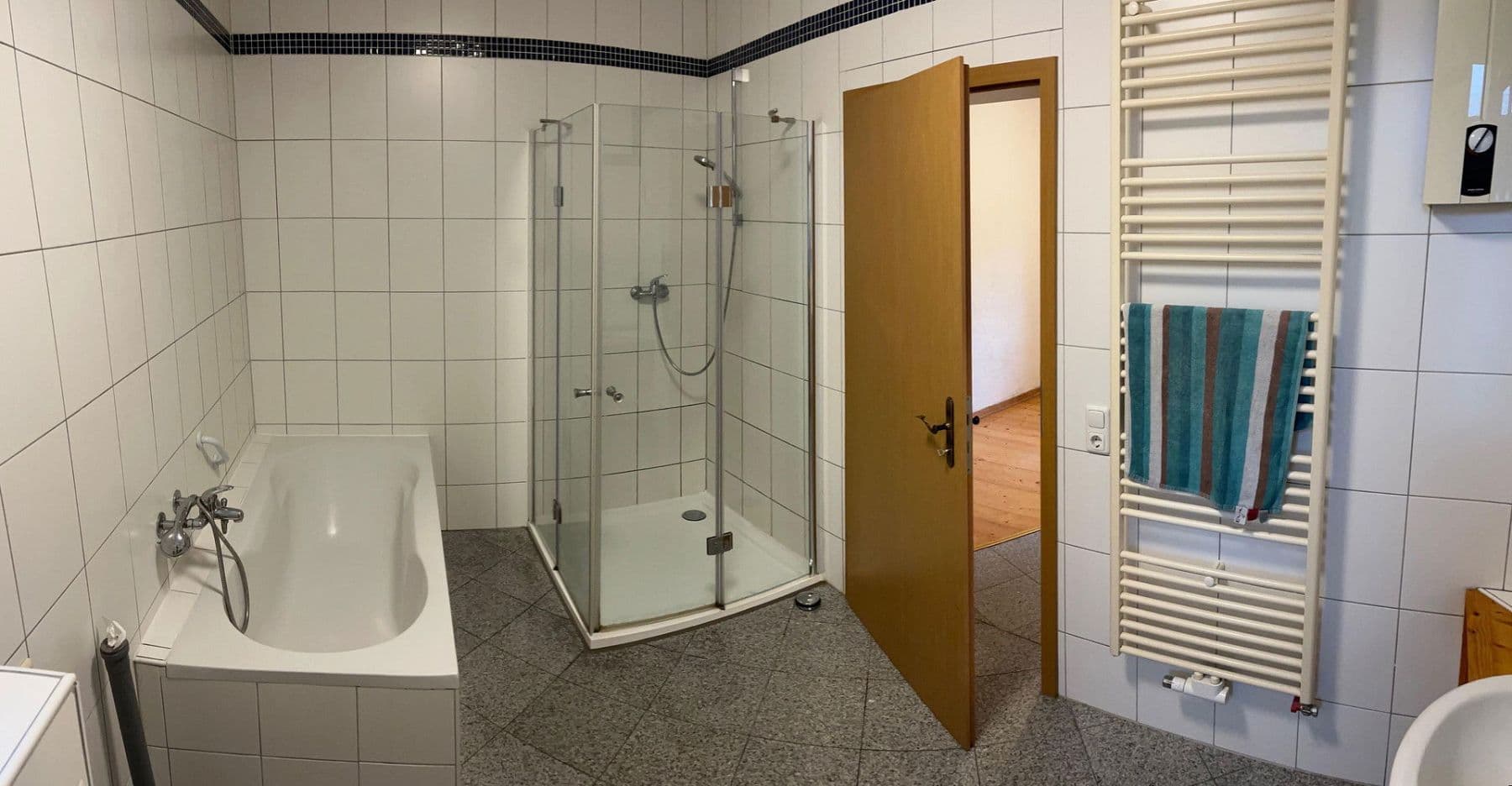 Prodej domu 120 m², pozemek 161 m², Hintergasse 21, Riedstadt, Hessen Prodej domu 120 m², pozemek 161 m², Hintergasse 21, Riedstadt, Hessen
