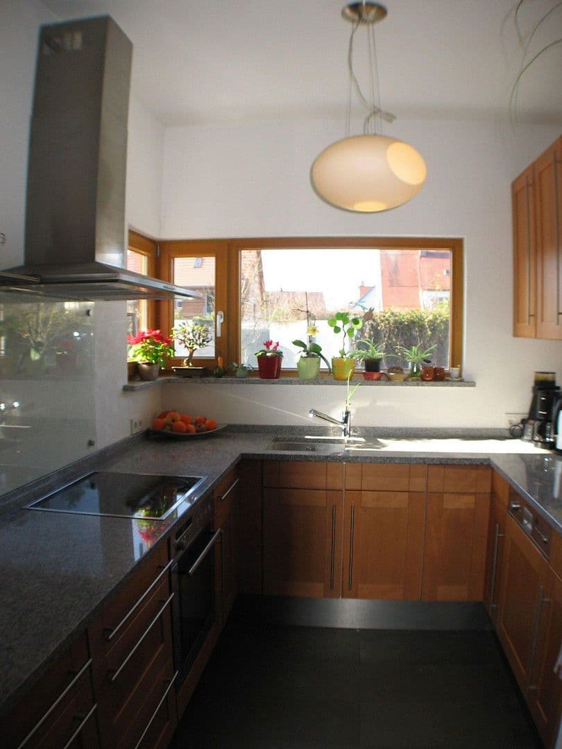 Prodej domu 230 m², pozemek 230 m², Friedrich-Pecht-Weg, 10, Konstanz, Bádensko-Württembersko Prodej domu 230 m², pozemek 230 m², Friedrich-Pecht-Weg, 10, Konstanz, Bádensko-Württembersko