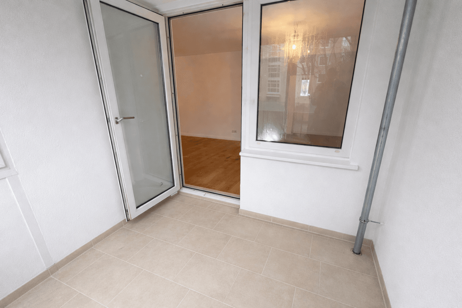 Prodej bytu 4+1 82 m², Graubündener Straße 61, Bremen, Bremen Prodej bytu 4+1 82 m², Graubündener Straße 61, Bremen, Bremen