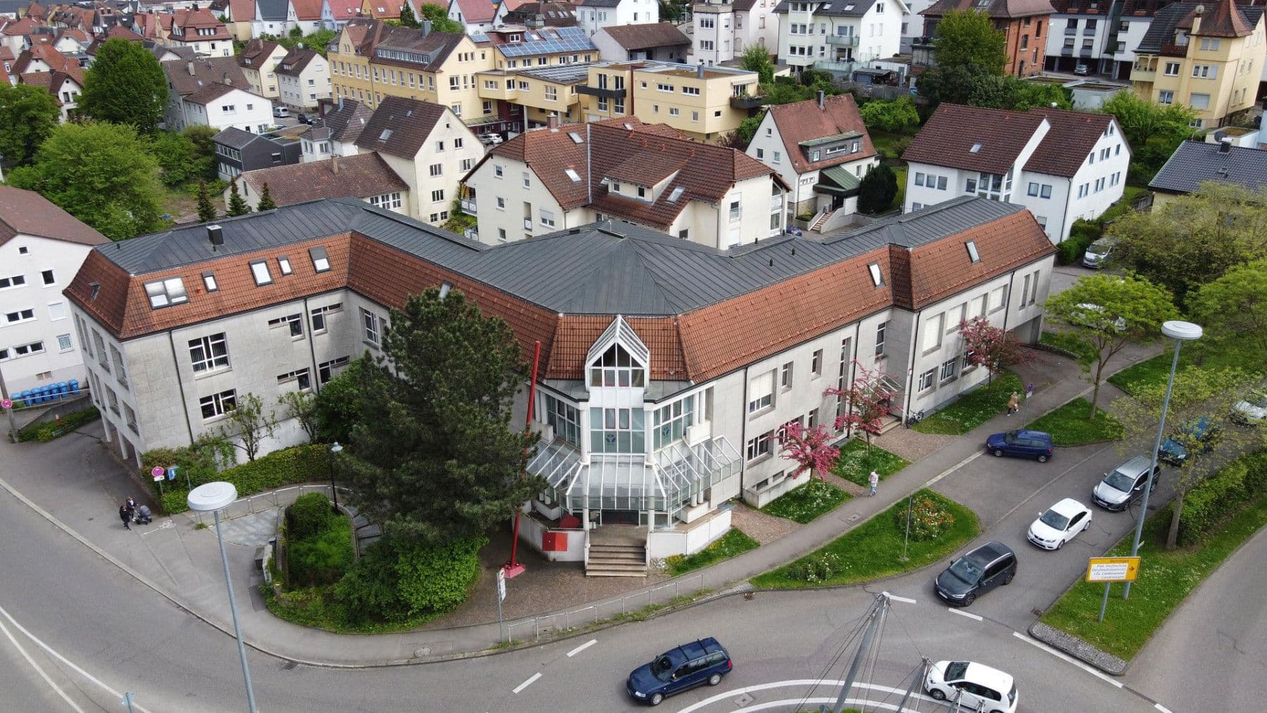 Pronájem nebytového prostoru 91 m², Oberbettringer Str. 1, Schwäbisch Gmünd, Bádensko-Württembersko Pronájem nebytového prostoru 91 m², Oberbettringer Str. 1, Schwäbisch Gmünd, Bádensko-Württembersko