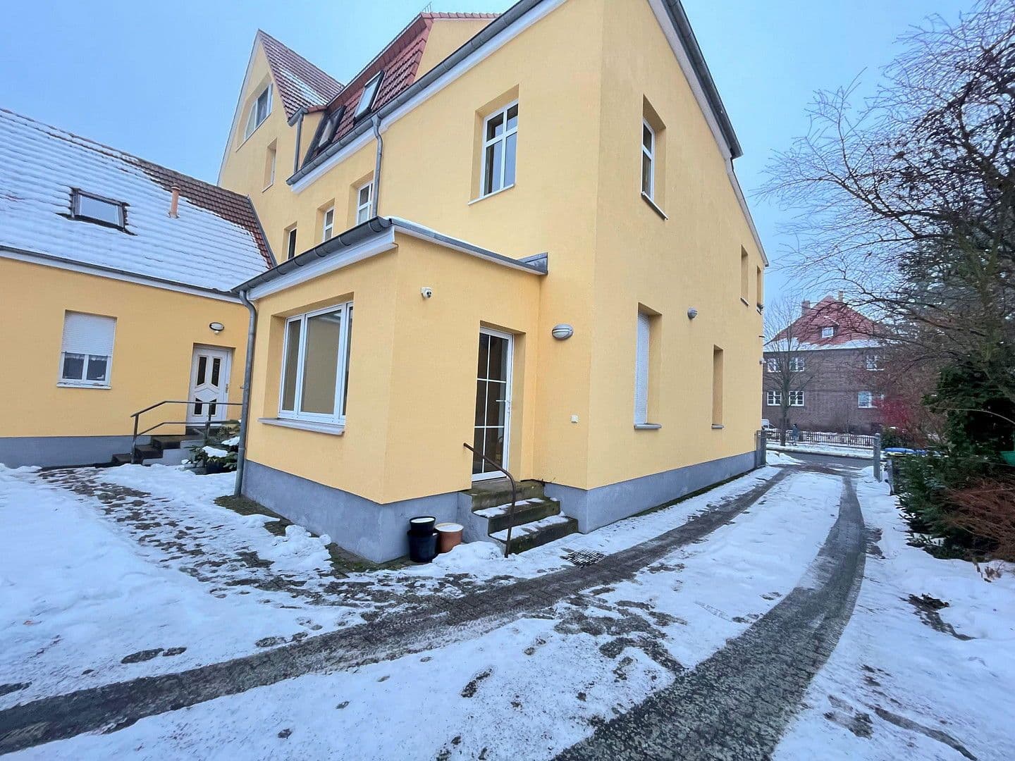 Pronájem nebytového prostoru 164 m², Bahnhofstr. 14, Biesenthal, Braniborsko Pronájem nebytového prostoru 164 m², Bahnhofstr. 14, Biesenthal, Braniborsko