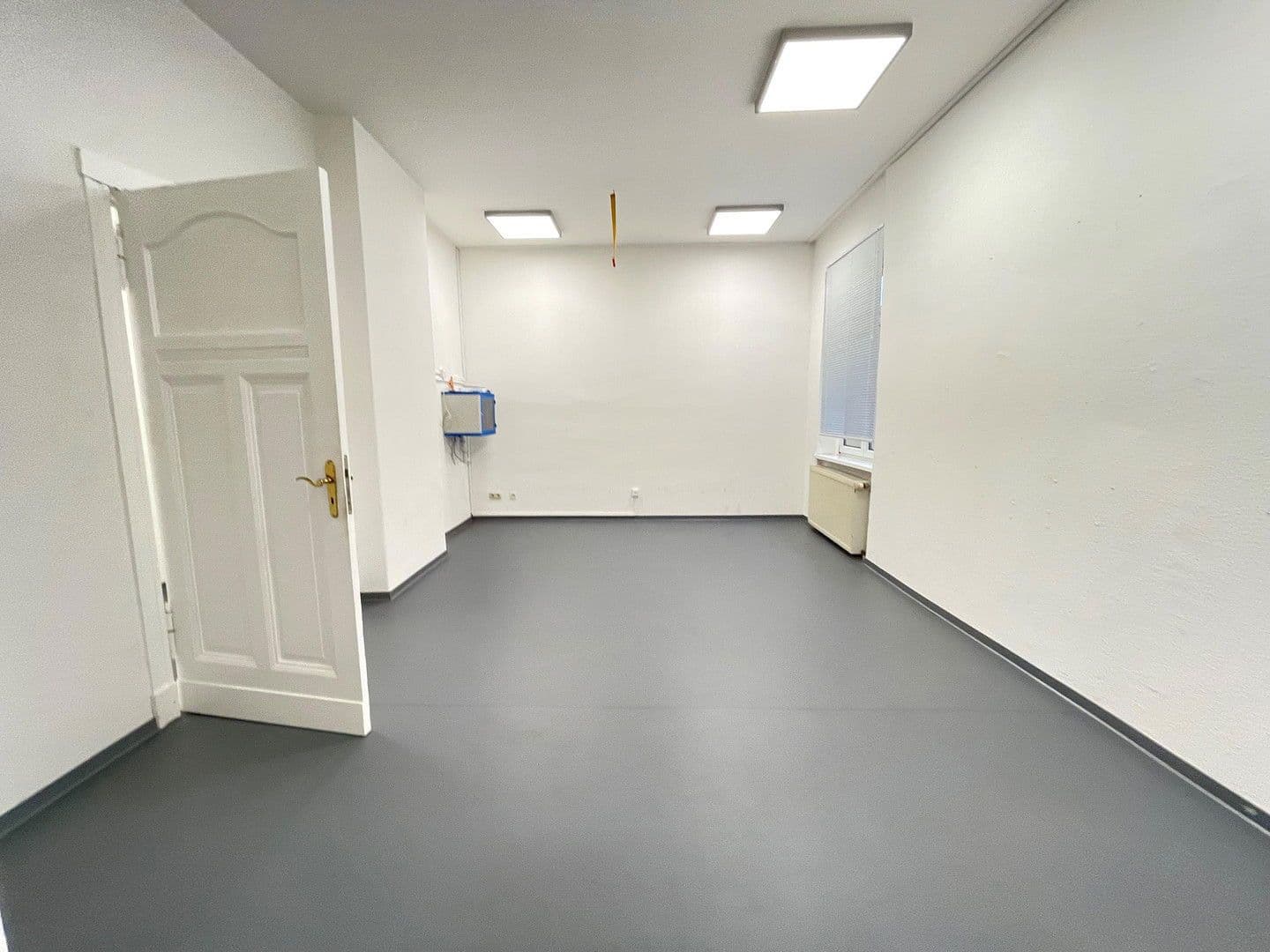 Pronájem nebytového prostoru 164 m², Bahnhofstr. 14, Biesenthal, Braniborsko Pronájem nebytového prostoru 164 m², Bahnhofstr. 14, Biesenthal, Braniborsko