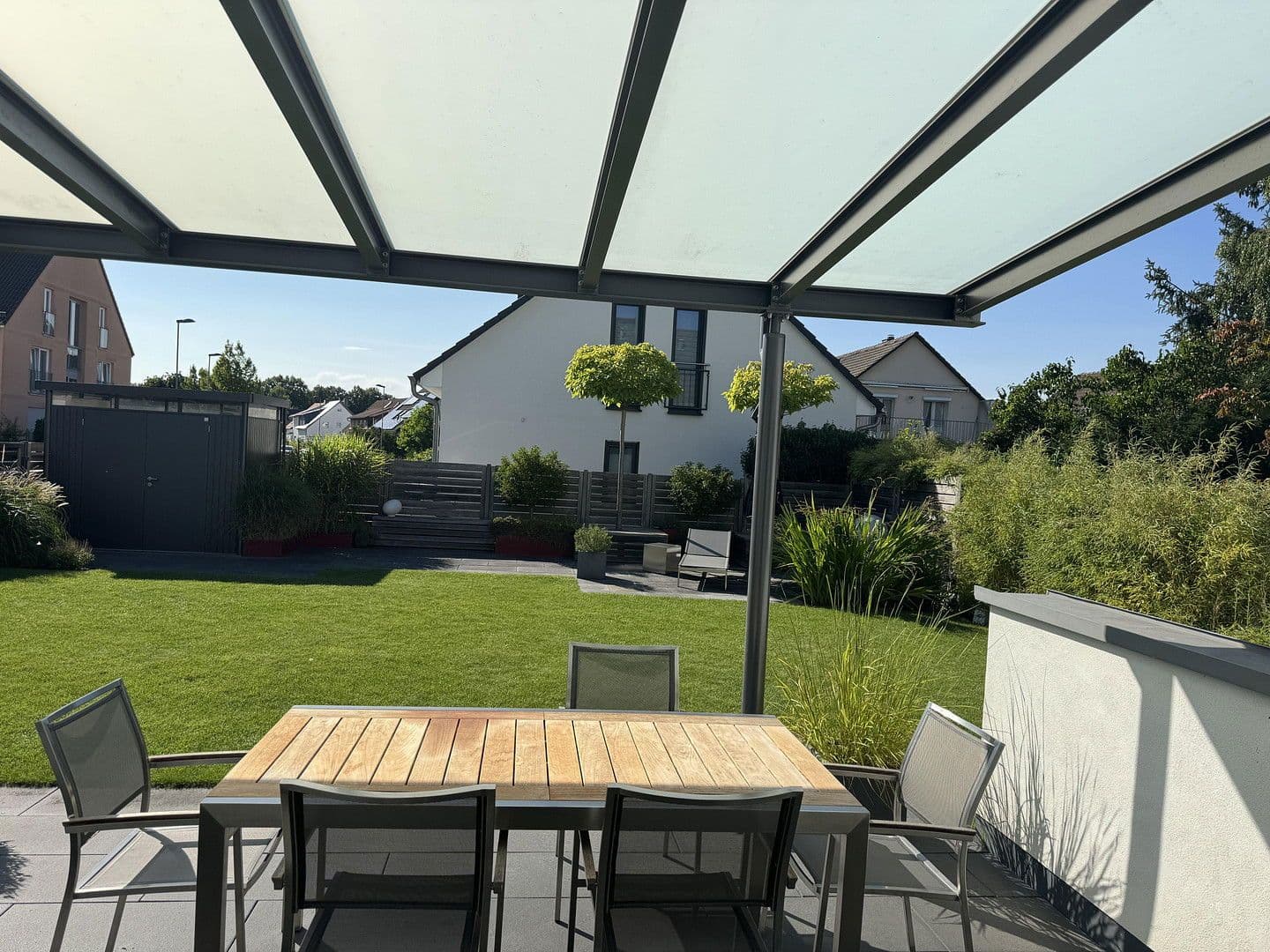 Prodej domu 190 m², pozemek 380 m², Neu-Isenburg, Hessen Prodej domu 190 m², pozemek 380 m², Neu-Isenburg, Hessen