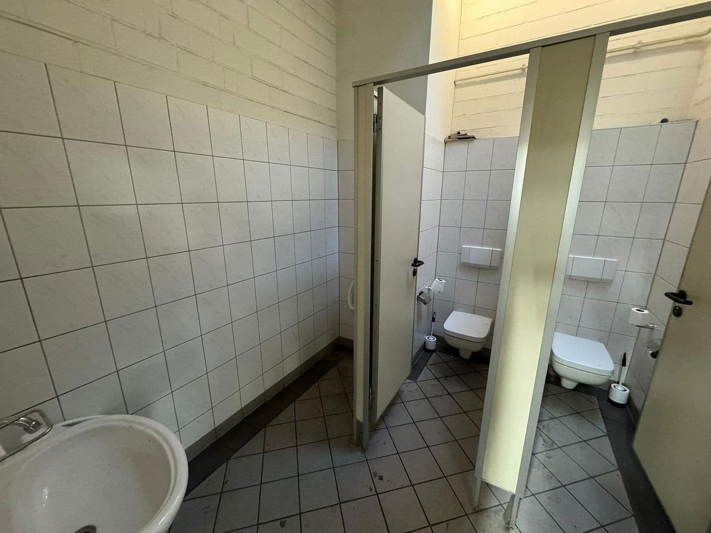 Prodej nebytového prostoru 3.216 m², Balve, Severní Porýní-Vestfálsko Prodej nebytového prostoru 3.216 m², Balve, Severní Porýní-Vestfálsko