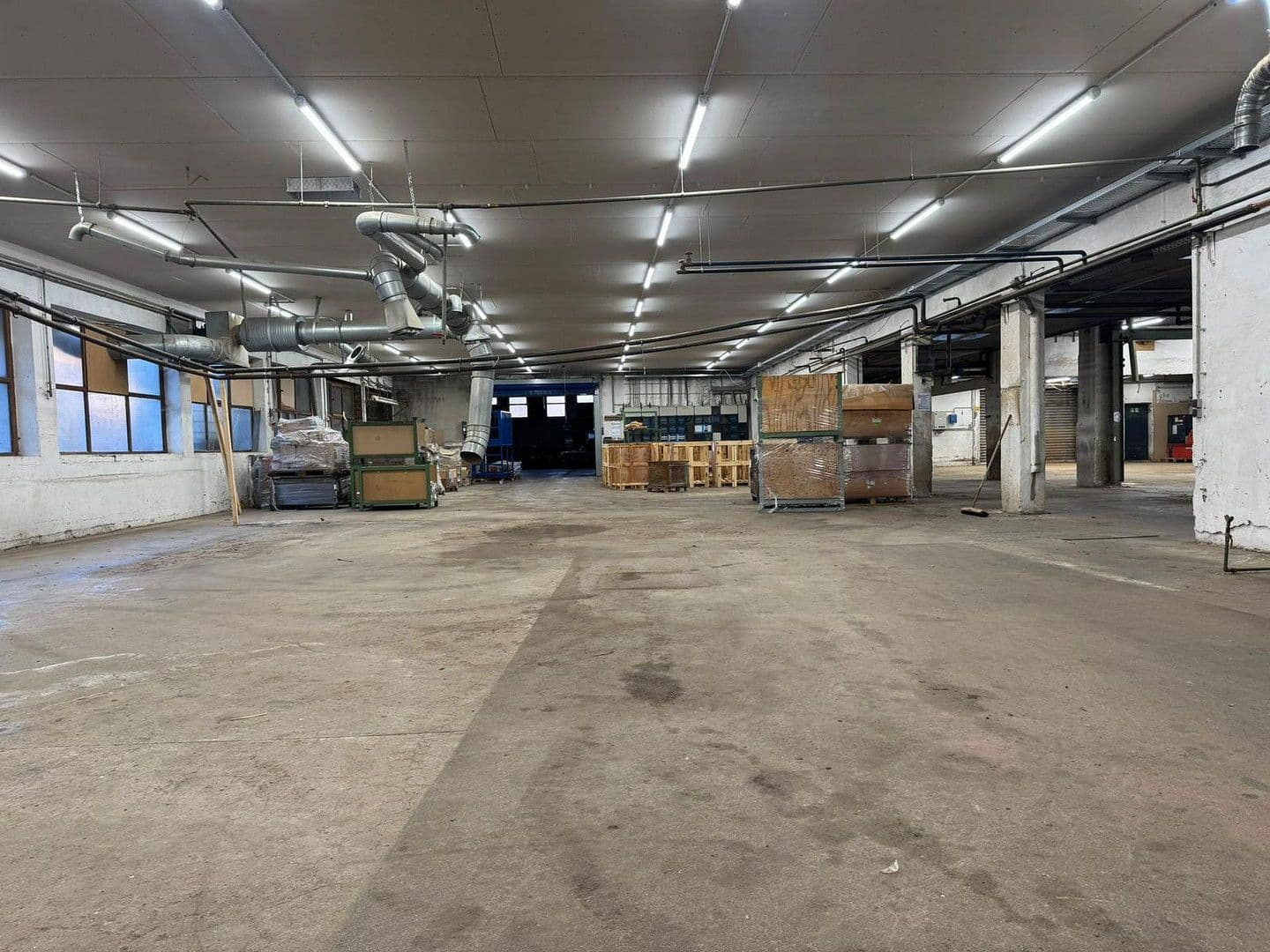 Prodej nebytového prostoru 3.216 m², Balve, Severní Porýní-Vestfálsko Prodej nebytového prostoru 3.216 m², Balve, Severní Porýní-Vestfálsko