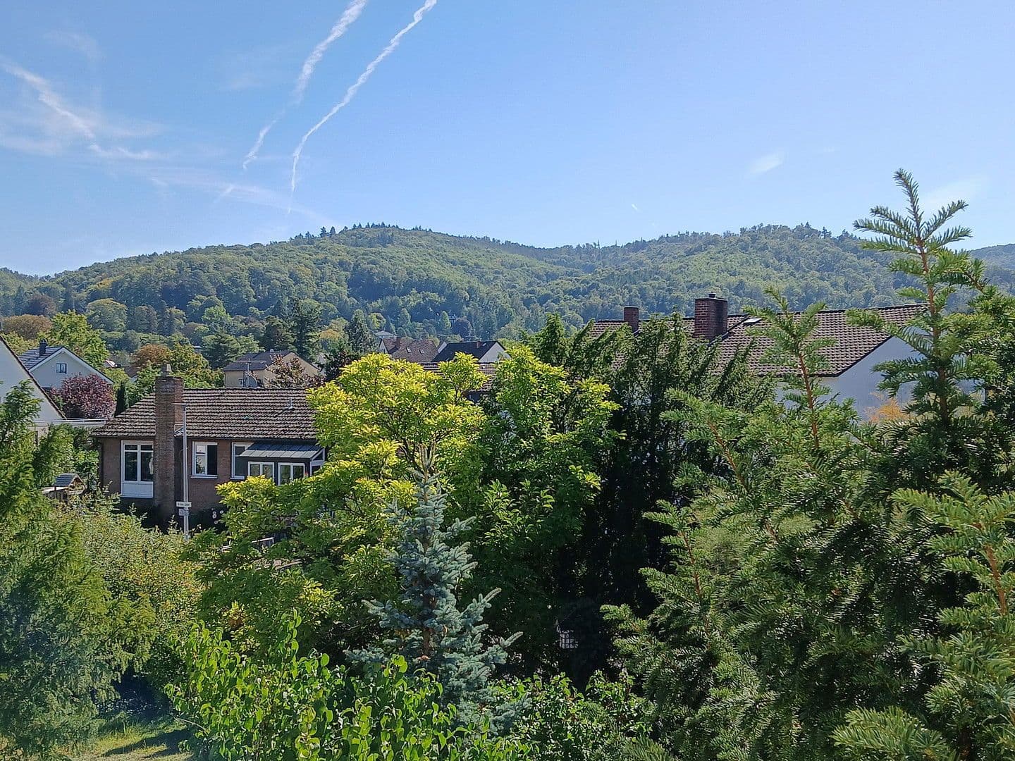 Prodej domu 140 m², pozemek 446 m², Seeheim-Jugenheim, Hessen Prodej domu 140 m², pozemek 446 m², Seeheim-Jugenheim, Hessen