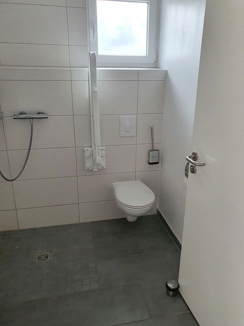 Pronájem bytu 2+1 34 m², Bruchmühler Str. 77, Fredersdorf-Vogelsdorf, Braniborsko Pronájem bytu 2+1 34 m², Bruchmühler Str. 77, Fredersdorf-Vogelsdorf, Braniborsko