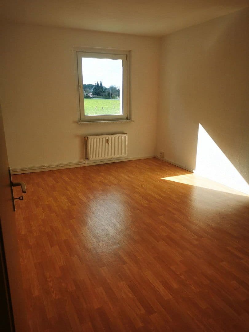 Pronájem bytu 3+1 57 m², Glambecker Str. 24/24a- 25/25a - 26/26a - 27, Joachimsthal, Braniborsko Pronájem bytu 3+1 57 m², Glambecker Str. 24/24a- 25/25a - 26/26a - 27, Joachimsthal, Braniborsko