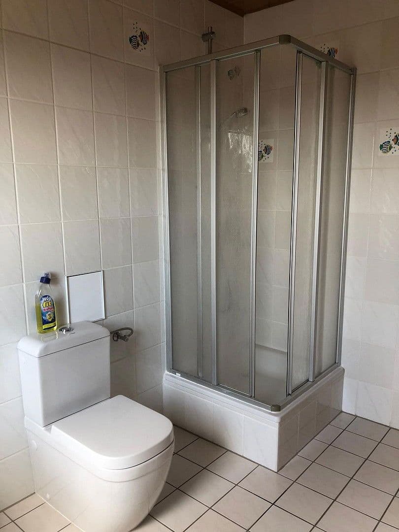 Pronájem bytu 4+1 94 m², Bahraer Straße 14, Hirschstein, Sasko Pronájem bytu 4+1 94 m², Bahraer Straße 14, Hirschstein, Sasko