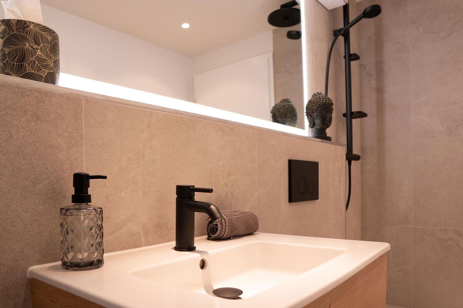 Prodej bytu 2+1 64 m², Berlin, Berlín Prodej bytu 2+1 64 m², Berlin, Berlín