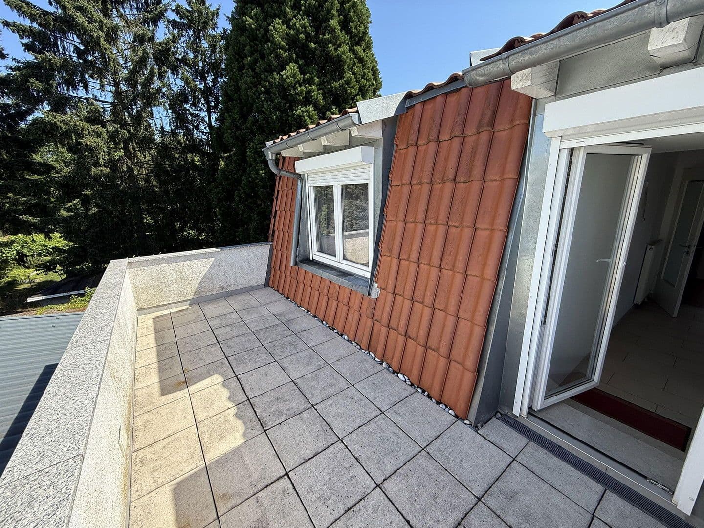 Pronájem bytu 4+1 130 m², Fischbacherstrasse 22, Kelkheim (Taunus), Hessen Pronájem bytu 4+1 130 m², Fischbacherstrasse 22, Kelkheim (Taunus), Hessen