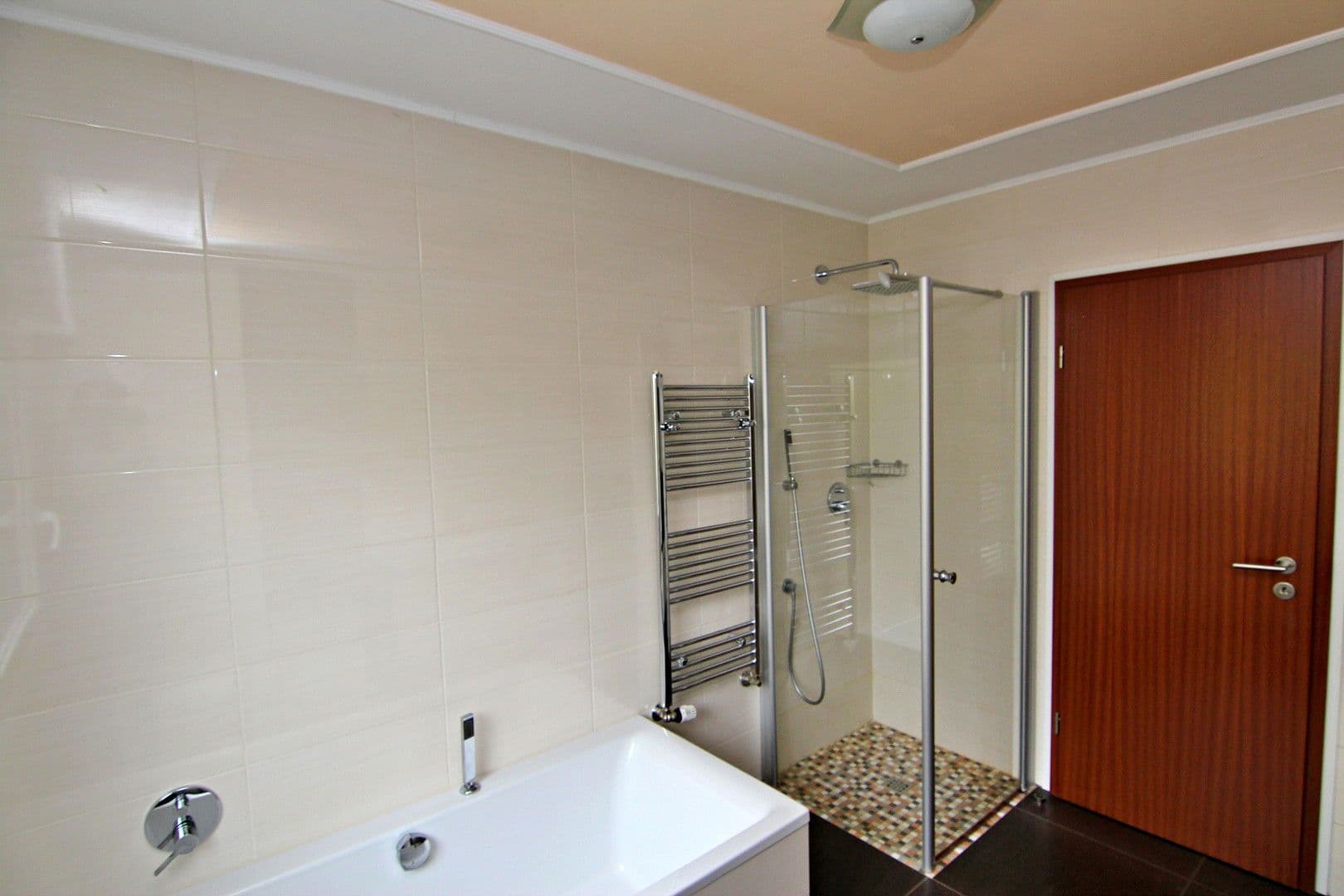 Prodej domu 220 m², pozemek 487 m², Königsberger Str. 16, Meckenheim, Severní Porýní-Vestfálsko Prodej domu 220 m², pozemek 487 m², Königsberger Str. 16, Meckenheim, Severní Porýní-Vestfálsko