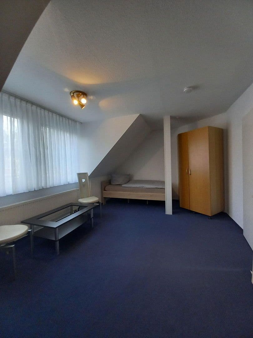 Prodej bytu 3+1 70 m², Wernesgrüner Straße 39 d, Rodewisch, Sasko Prodej bytu 3+1 70 m², Wernesgrüner Straße 39 d, Rodewisch, Sasko