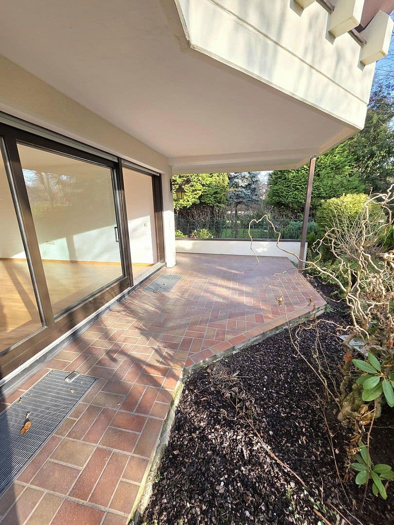 Prodej bytu 4+1 136 m², Köln (Eil), Severní Porýní-Vestfálsko Prodej bytu 4+1 136 m², Köln (Eil), Severní Porýní-Vestfálsko