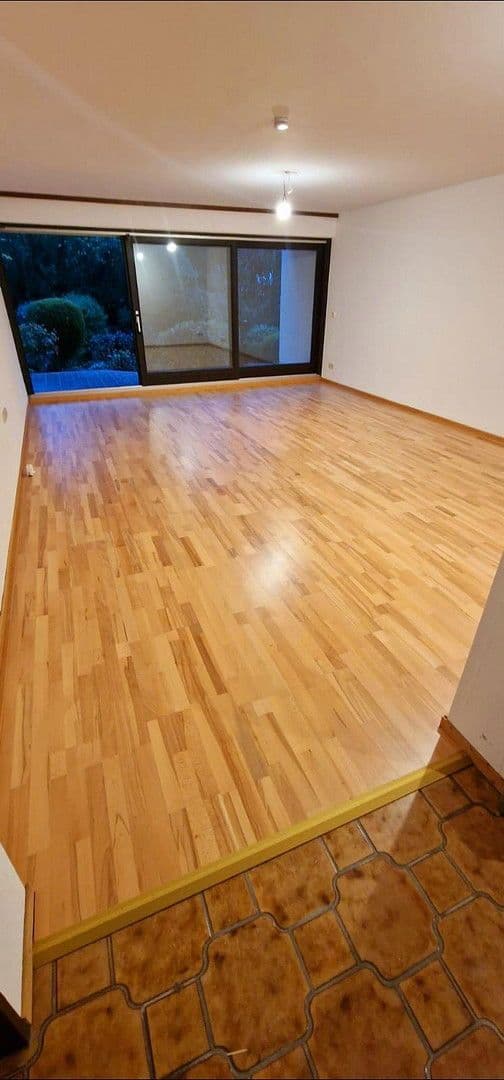 Prodej bytu 4+1 136 m², Köln (Eil), Severní Porýní-Vestfálsko Prodej bytu 4+1 136 m², Köln (Eil), Severní Porýní-Vestfálsko