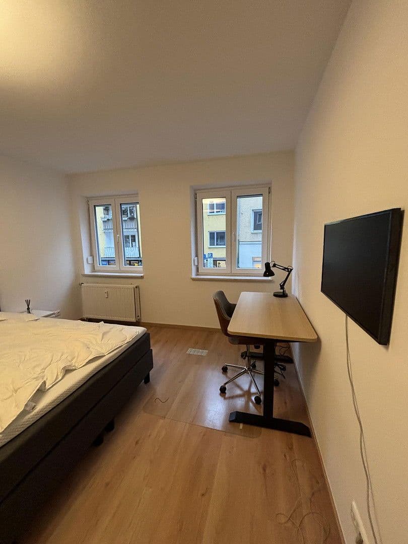 Pronájem bytu 1+kk 35 m², Baaderstraße 48, München, Bavorsko Pronájem bytu 1+kk 35 m², Baaderstraße 48, München, Bavorsko