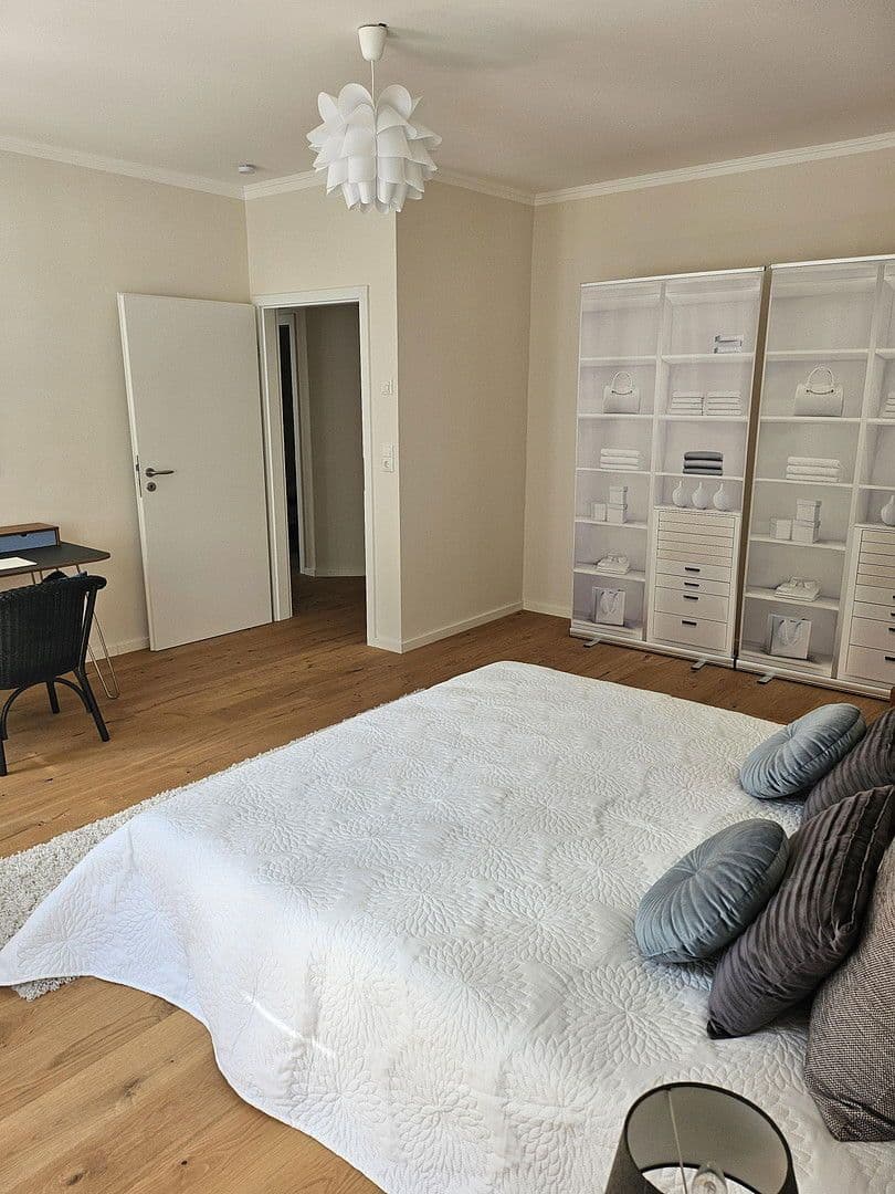 Pronájem bytu 2+kk 87 m², Schlossberg 2, Saarburg, Porýní-Falc Pronájem bytu 2+kk 87 m², Schlossberg 2, Saarburg, Porýní-Falc