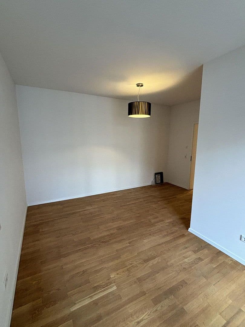 Pronájem bytu 2+kk 77 m², Mainluststraße 13, Frankfurt am Main, Hessen Pronájem bytu 2+kk 77 m², Mainluststraße 13, Frankfurt am Main, Hessen