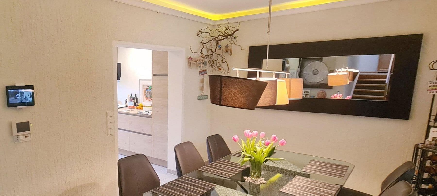 Prodej domu 235 m², pozemek 427 m², Ludwigshafen, Porýní-Falc Prodej domu 235 m², pozemek 427 m², Ludwigshafen, Porýní-Falc