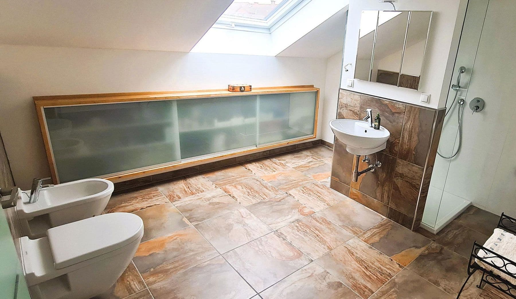 Prodej domu 235 m², pozemek 427 m², Ludwigshafen, Porýní-Falc Prodej domu 235 m², pozemek 427 m², Ludwigshafen, Porýní-Falc